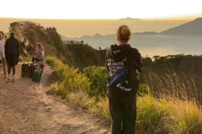 2 Days Mount Batur Sunrise Trekking With Private Ubud Day Tour - Getting on the Mountain: 1:30am Starts and What to Bring