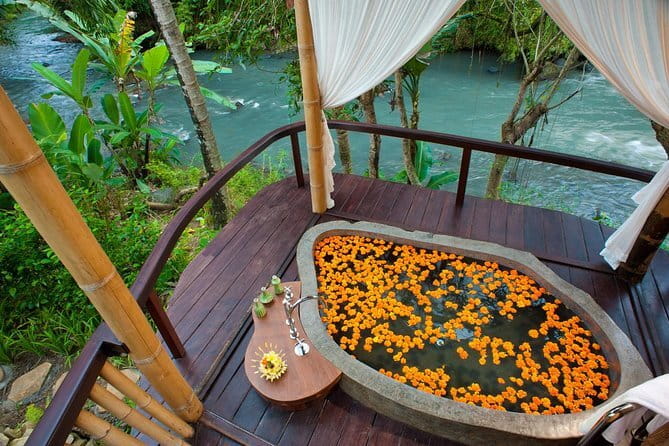 2 hours Bali Lulur Massage & Spa Treatment Including Hotel Transfers - The traditional massage finish: relaxation that actually lasts