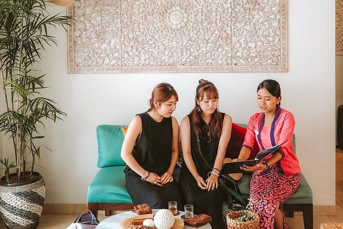 2 hours Bali Lulur Massage & Spa Treatment Including Hotel Transfers - Inside the spa: your welcome drink and the step-by-step flow