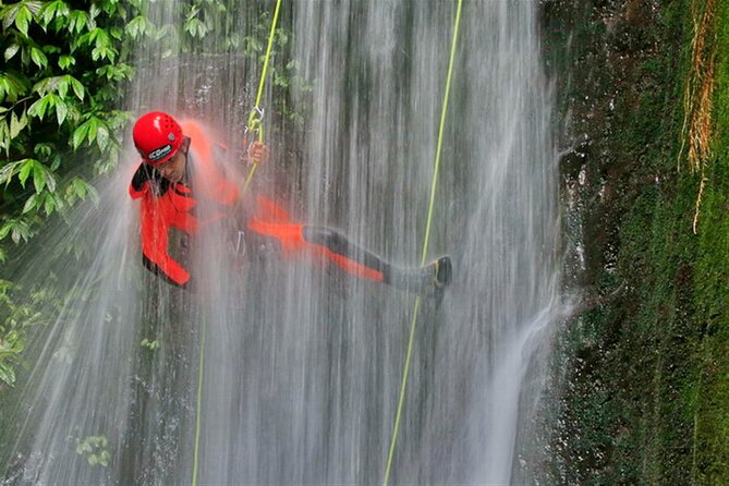 3Hrs Intermediate Canyoning in North Bali (Pickup, Lunch & GoPro) - Who this canyoning tour suits best (and who should think twice)