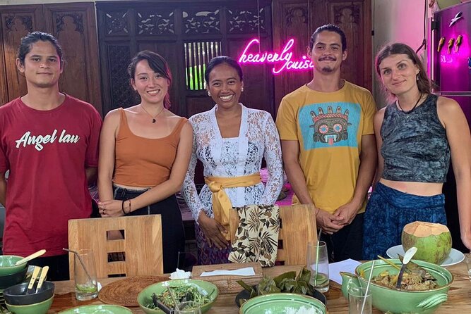 5 Star Private Cooking Class Experience in Bali, Lunch Included - Entering Novi’s Bali Kitchen: Real Bali, Not a Cooking Show