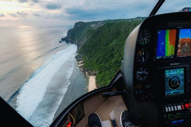 Above the Island of Gods Helicopter Tour - Melasti Beach and Nyang Nyang Beach: what the water looks like from above