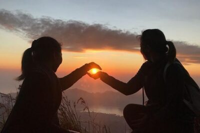 All Inclusive Private Mount Batur Sunrise Trekking And Natural Hot Springs - Descent to Toya Bungkah and the Hot Springs Reset at Toya Devasya