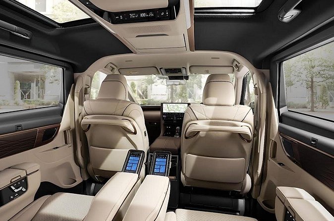 Alphard Luxury Airport Transfer Bali - Provider Details: James Kawilarang and What to Expect