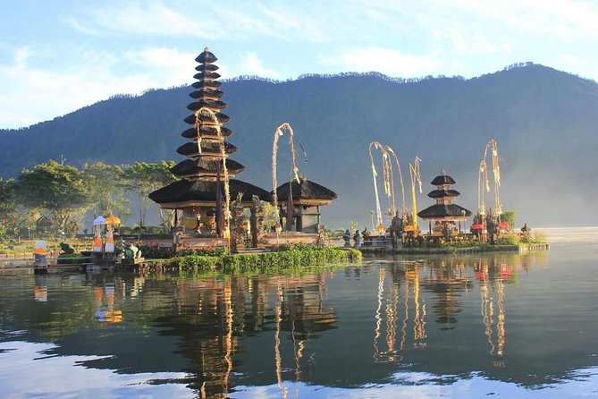 Amazing Private Tours: Dolphins Lovina and Gitgit Waterfall include Lunch - Private-Only Comfort With Drivers Like Gidi and Gede