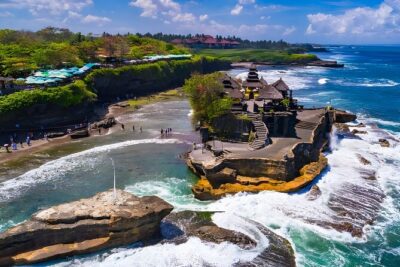 Amazing Tanah Lot and Uluwatu Temple Tour - Taman Ayun Temple: A Water-Garden Welcome