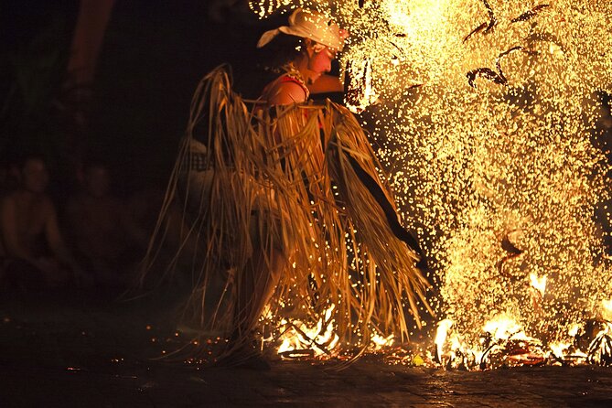 An Evening of Bali Traditional Dance - The Show Setting: Batubulan Amphitheater and What to Bring