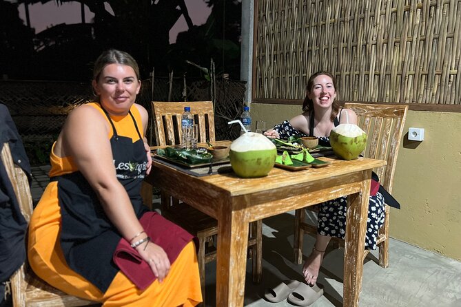 Authentic Balinese Cooking Class in Ubud - Menu choice: vegetarian and regular meals with a clear path