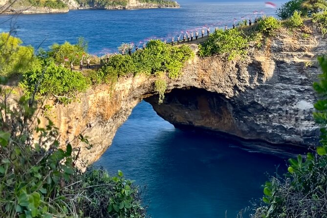Bali 2 Days and 1 Nights of Nusa Penida and Lembongan Tour - Day 2 on Nusa Lembongan: Yellow Bridge to Dream Beach