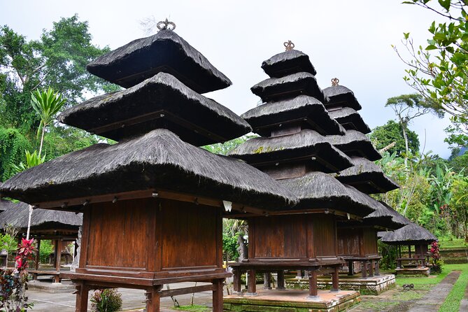 Bali 4WD Adventure WakaLand UNESCO Jatiluwih Trip in Bali Outback - Batukaru Temple: sacred mountain sanctuary with 11th-century roots