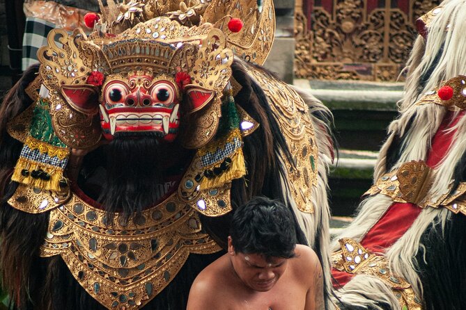 Bali 5 Days and 4 Nights Private Tour - Best and Famous Site - Day 1: Airport to Uluwatu Temple and Jimbaran Bay Dinner