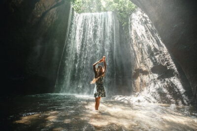 Bali a Hidden Gems Tirta Gangga Taman Ujung and Cepung Waterfall - Tukad Cepung Waterfall: Timing Your 15-Meter View