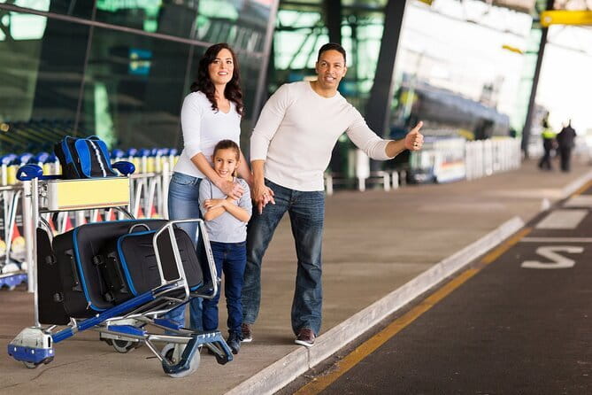 Bali Airport: One-Way Private Transfer To/From Hotel - Vehicles and group size: from 4 passengers to 10 with luggage