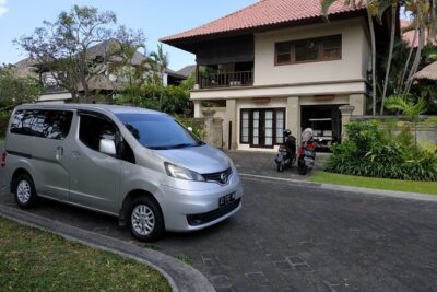 Bali Airport Pick-up to Ubud (Arrival Transfer) - Your driver plan: name sign, 24/7 help, and flight changes