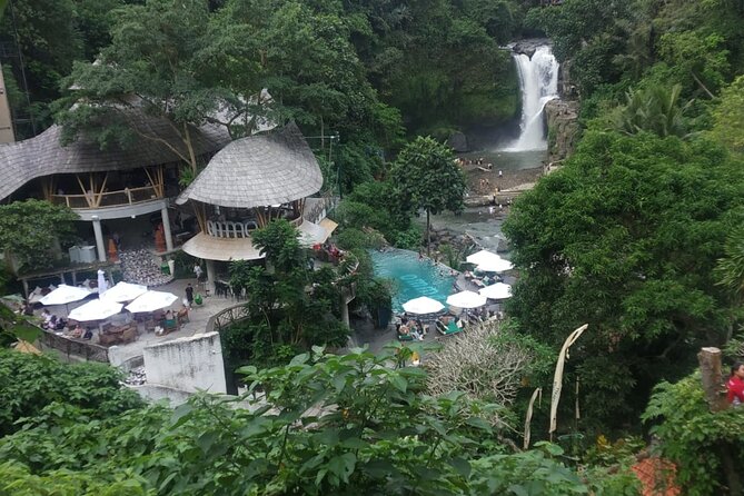 Bali Benoa Shore Excursion for cruise's passenger - All Inclusive - Tegenungan Waterfall: pictures, cooling water, and the one-suitcase choice