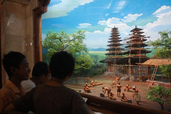 Bali Car-Charter: Half Day Denpasar City Tour - Denpasar in one day: why this route works