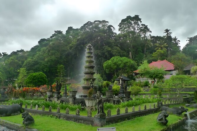 Bali Car-Charter: The Gates of Heaven Bali Tour - Tenganan Ancient Village: seeing traditions you can’t reproduce in a souvenir shop