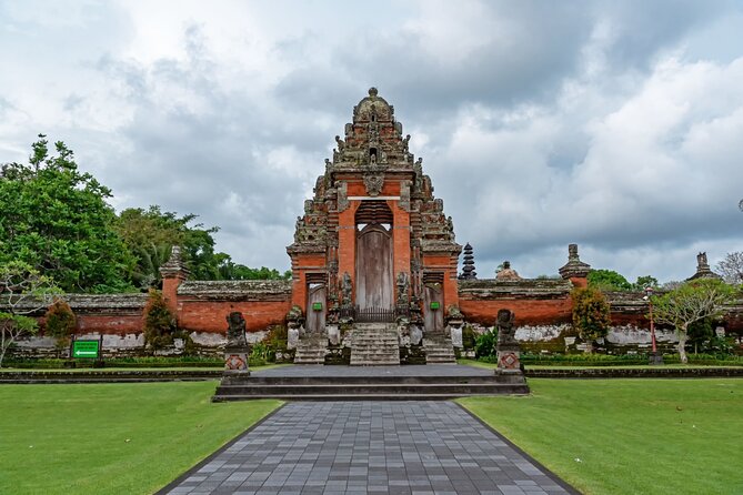 Bali Charm: Full-Day Bedugul and Tanah Lot Tour (UNESCO) - All Inclusive Tickets - A long-day circuit that saves energy and stress