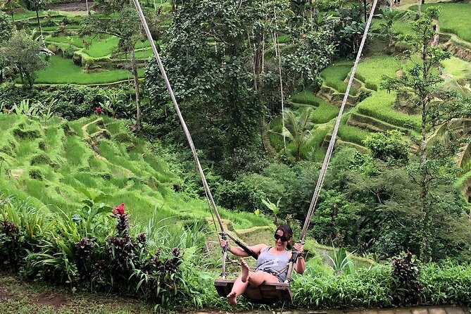 Bali Culture And Spring Temple Private Guided Tour - Celuk Silver Village: Watching Craft Happen Step by Step
