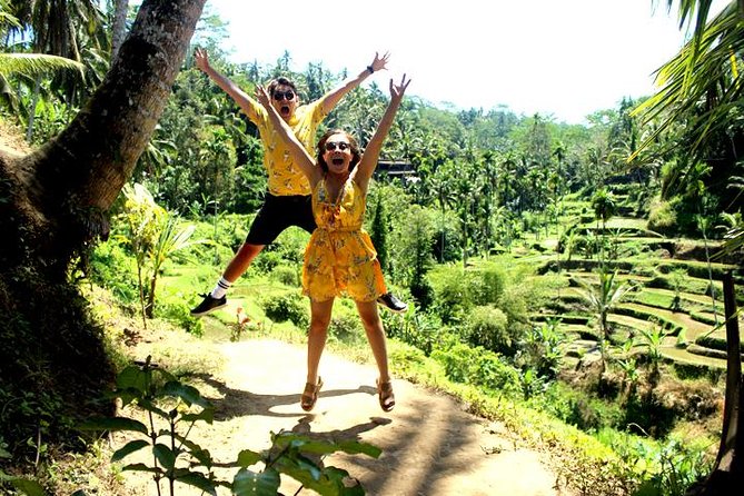 Bali Day Trip: Ubud Temples & Hidden Waterfalls - The Biggest Practical Tip: Plan for Heat, Wet Shoes, and Real Waiting Time