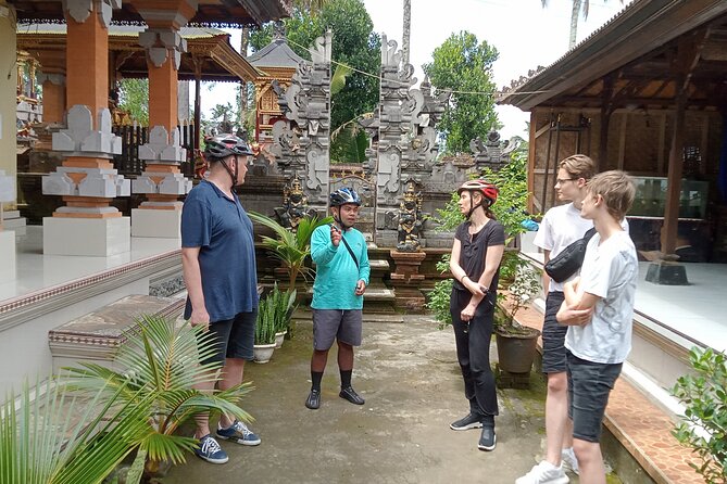 Bali Downhill Natural Cycling Tour & visit Volcano - Guides and Drivers: The People Factor Makes or Breaks It