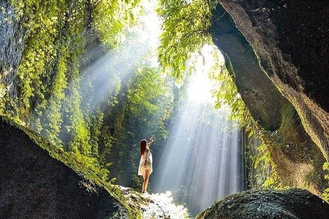 Bali Full Day Tour - East Bali Instagram Tour - Temple rules and swim time: how to dress for the day