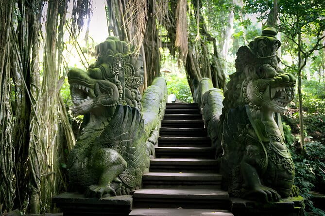 Bali Full-Day Tours : Waterfall and Ubud Destination Trip - Ubud Art Market (Pasar Seni Ubud): souvenirs with a local pace