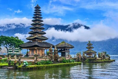 Bali Ghost Tour: The Biggest Abandoned Hotel in Bali - Ulun Danu Bratan Temple: a lake-temple scene before the spooky stuff
