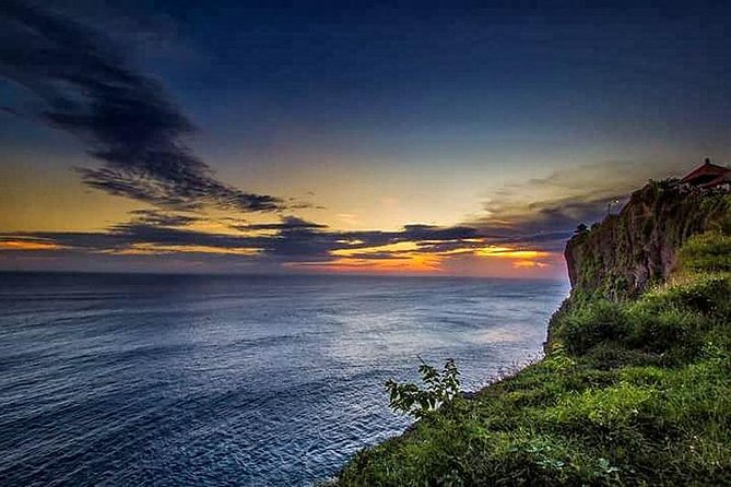 Bali Half Day Tour - Uluwatu Temple Sunset, Kecak Fire Dance, Jimbaran Dinner - Uluwatu Temple Sunset: Spiritual Setting With a Practical Crowd Reality