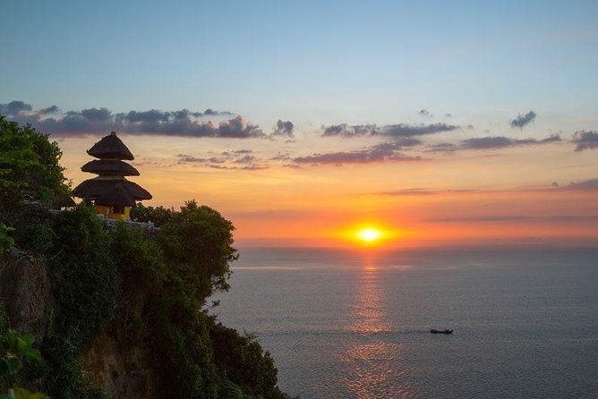 Bali Halfday Tour Uluwatu - Private transport with a real driver: why Dewa matters