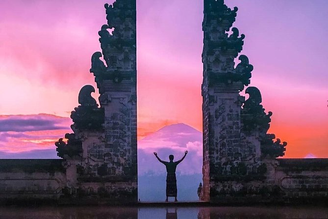 Bali Instagram Tour - All Inclusive - Lereng Agung buffet lunch with Mount Agung views