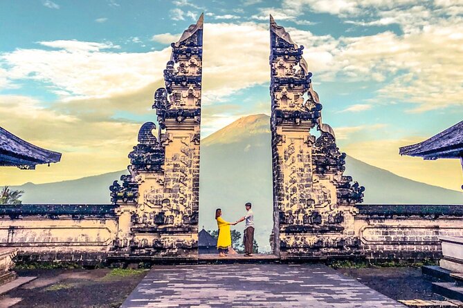 Bali Instagram Tour: Gate of Heaven, Swing and Waterfall Day Tour - The 10-Hour Flow: How the Day Stays Organized