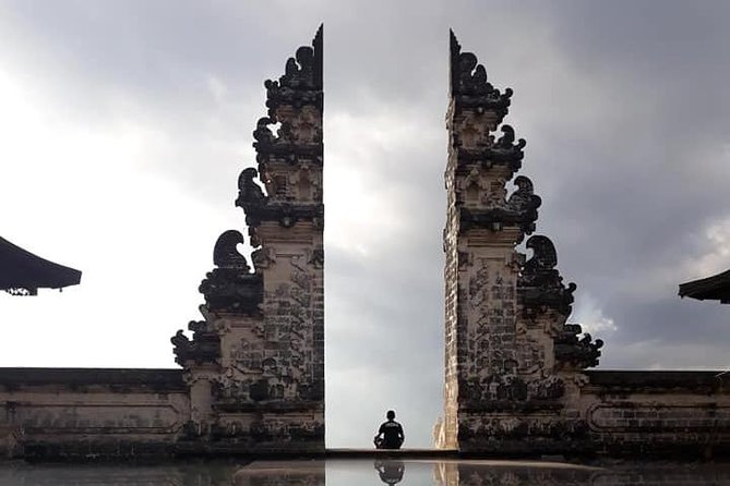 Bali Instagram Tour : Heaven Gate Tour - Tirta Gangga - Tukad Cepung Waterfalls - The 7:30 AM Start: Plan Your Day Like a Photographer