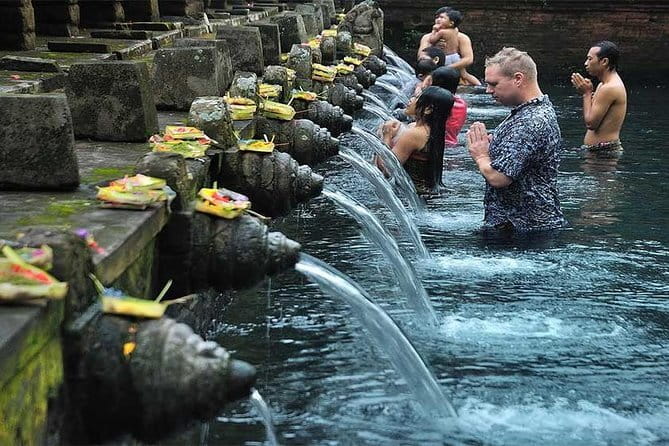 Bali Instagram Tour [Private and All-Inclusive] - Tukad Cepung Waterfall: chasing sun rays inside a canyon