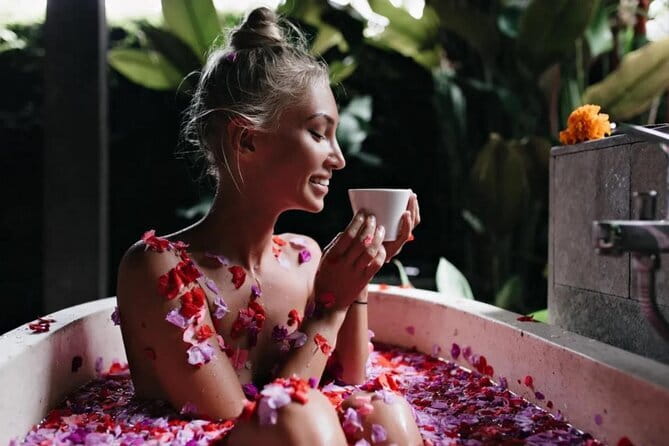 Bali Kuta Luxury Spa Massage Scrub Flowerbath 2 Hour treatment - Key highlights at a glance