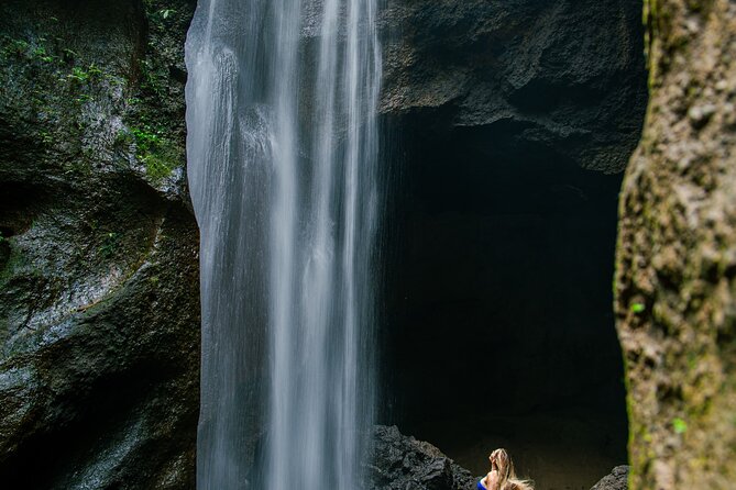 Bali Lempuyang Photography Tour -All Inclusive & Private - Tukad Cepung Waterfall: The Rocky Approach That Changes the Feel