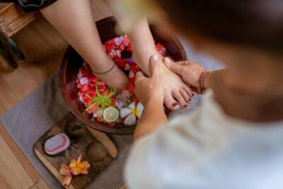 Bali Luxury Spa package Massage, Flower bath 2hour - Step-by-Step Treatment Plan at This Kuta Spa