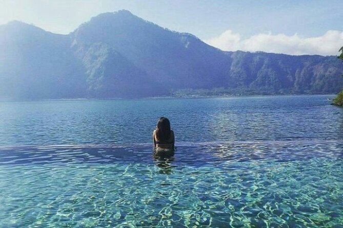 Bali Mount Batur Sunrise Hike and Natural Hot Spring - The coffee plantation stop at about 11:30 AM: a slower cultural breather