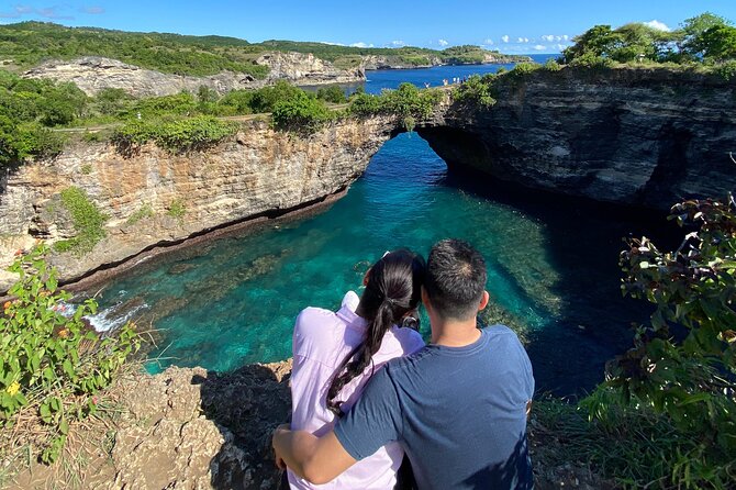 Bali : Nusa Penida with Lunch ,car, driver - Stop 2: Kelingking Beach (About 40 Minutes) and the Iconic Cliff View