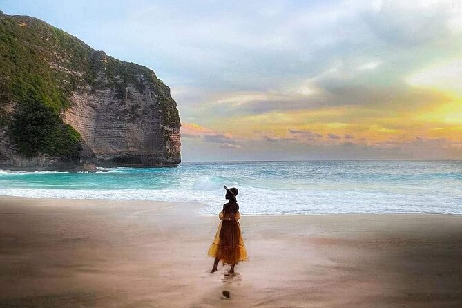 Bali : Nusa Penida with Lunch ,car, driver - Broken Beach: Quick Photo and Video Time (The In-Between Star)