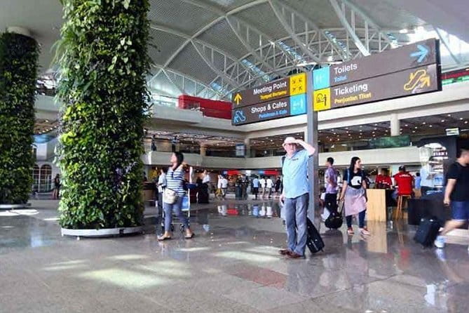 Bali Private Hotel Transfer Point To Point All Area - Price and value: is $17.19 per person a smart deal?