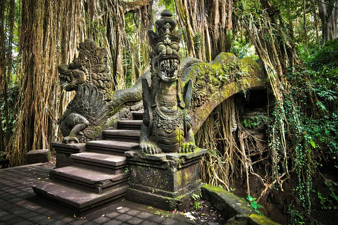 Bali Private Tour - Best of Ubud - All Inclusive - Batik, silver smith, and painting: where the culture sticks
