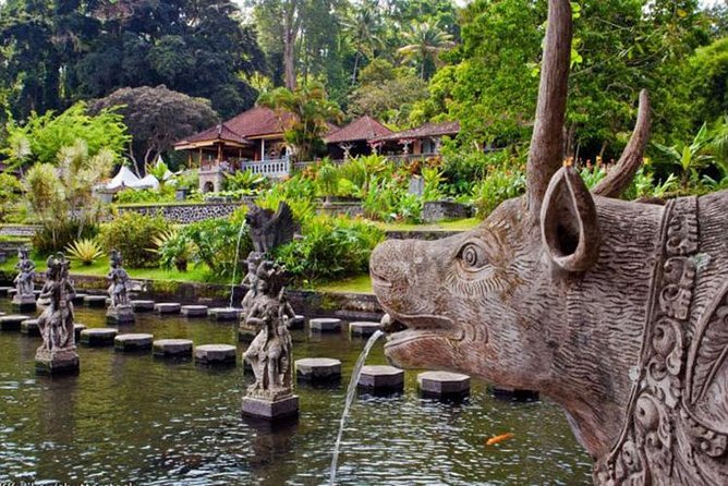Bali Royal palaces (observe tour) - Goa Lawah and East Coast time: bats at sunset or a quieter beach slot