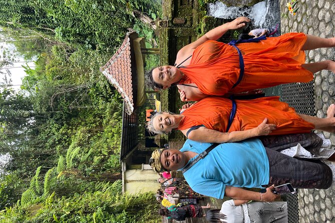 Bali Samanic Healing Purification Natural - Guide and pickup: how Nyoman keeps the day stress-free