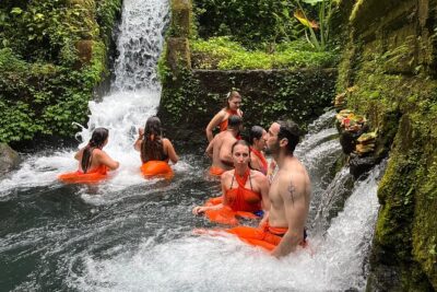 Bali Samanic Healing Purification Natural - Mengening Temple and holy spring water: the melukat steps that matter