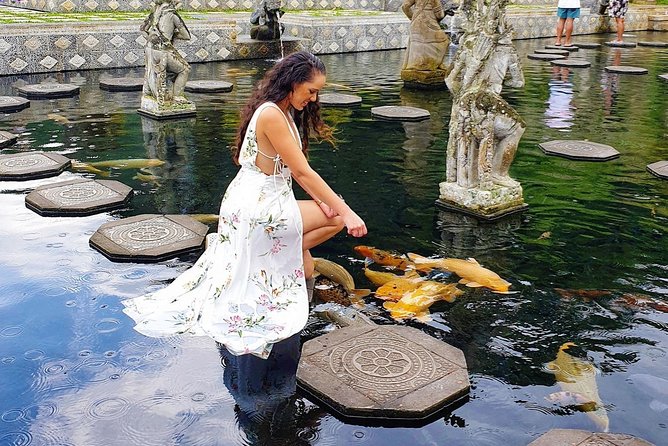 Bali Sky Gate and Water Palace - Stop 1: Lempuyang Temple Gate of Heaven and Mount Agung framing