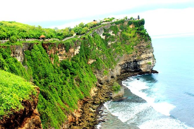 Bali Sunset: Uluwatu Temple, Kecak Dance and Jimbaran - Why a Private Driver Matters for South Bali Sunsets