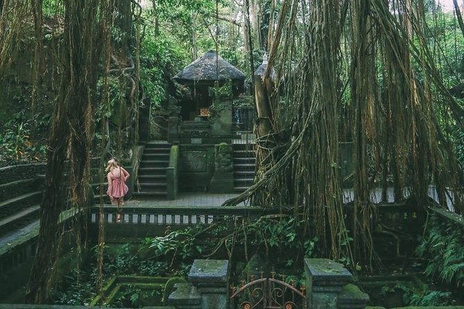 Bali Sunset: Uluwatu Temple - Kecak Dance- Jimbaran Bay - Who This Bali Sunset Tour Suits Best