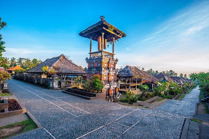 Bali Swing Packages and Kintamani Mt Batur Volcano View - Tirta Empul Temple: the holy spring and purification tradition
