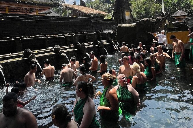 Bali Tirta Empul Tours Experience with Spiritual Cleansing - Tirta Empul’s melukat ritual: the heart of the day